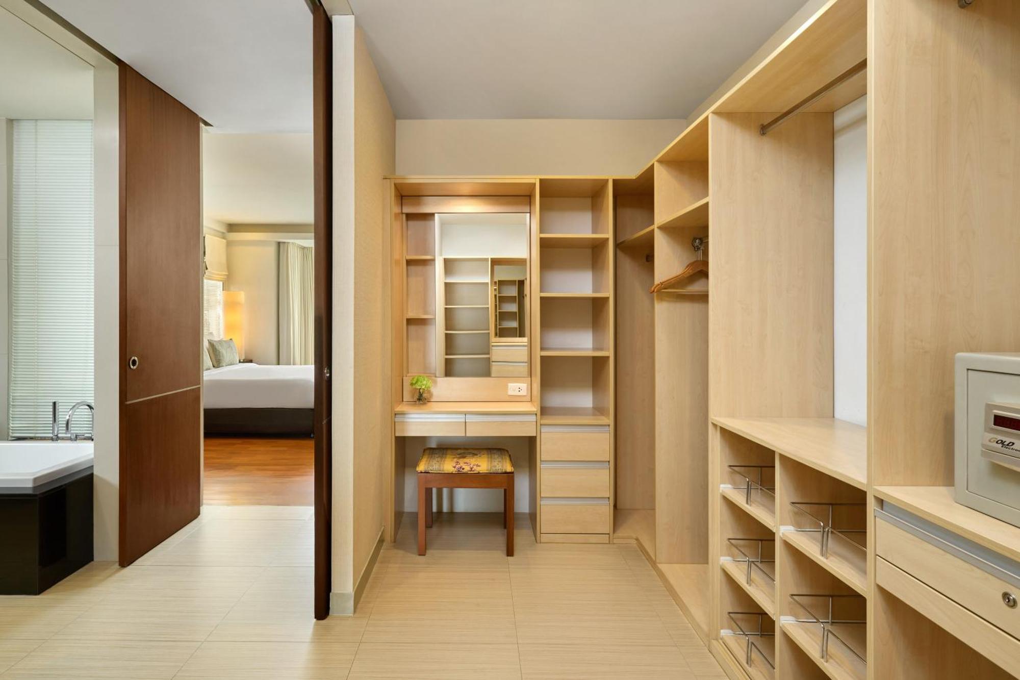 The Park Nine Hotel Srinakarin 曼谷 外观 照片