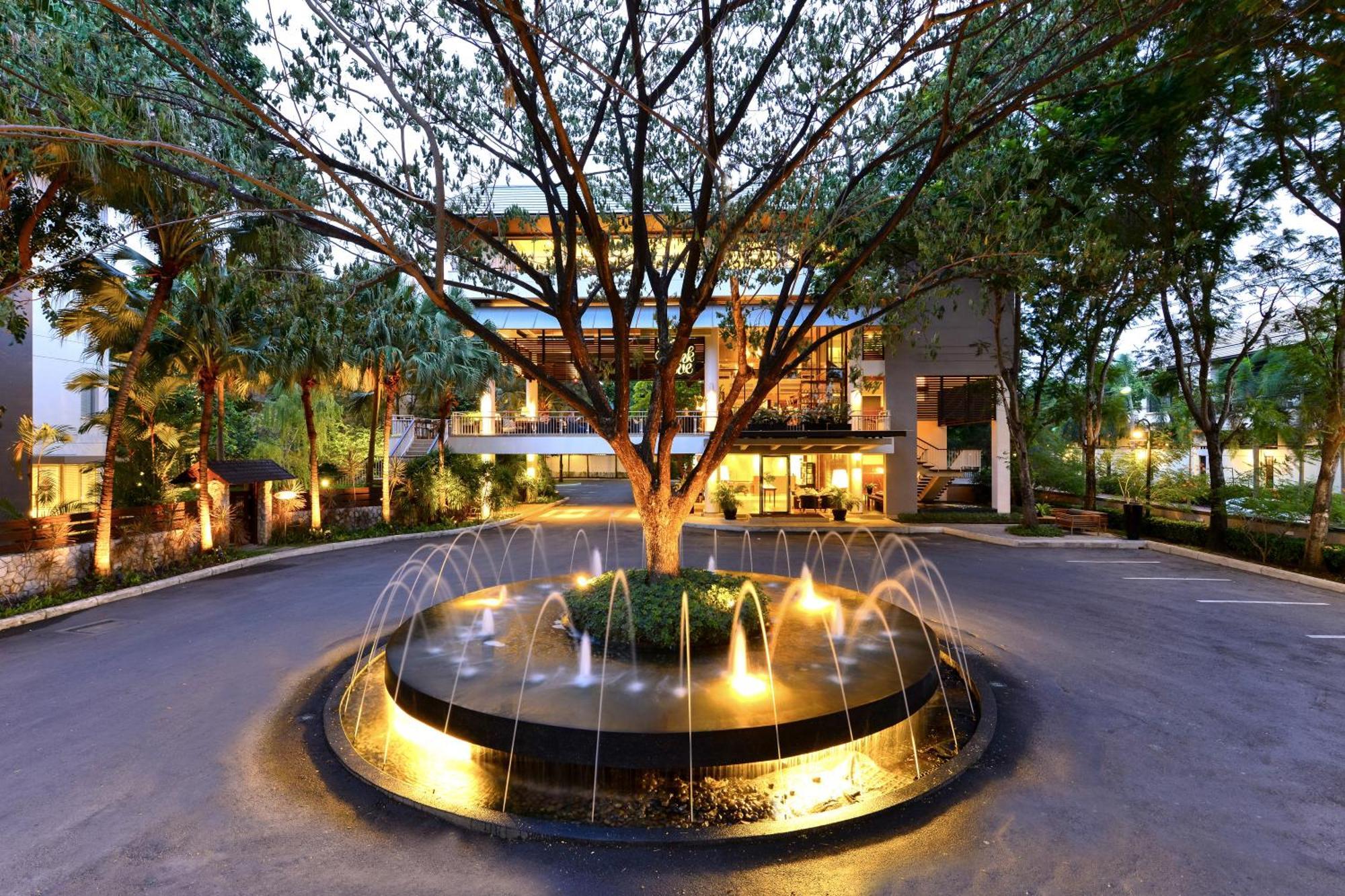 The Park Nine Hotel Srinakarin 曼谷 外观 照片